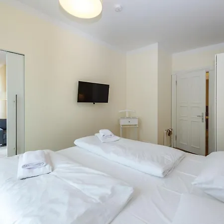 Apartment First - 32 