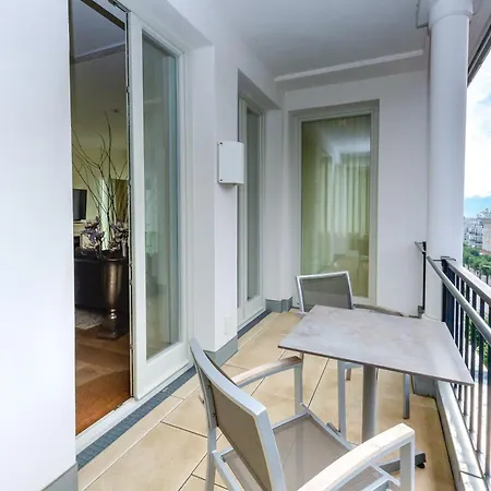 Apartment First - 32 